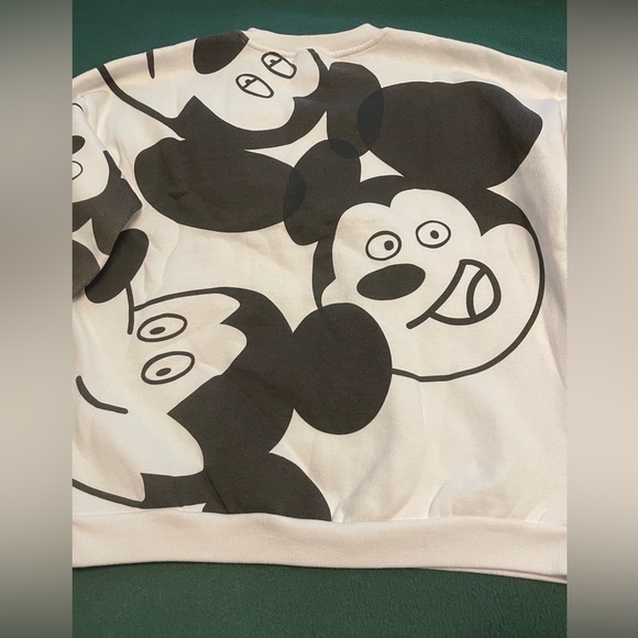 Disney Art Series Mickey Sweatshirt - Picture 7 of 12